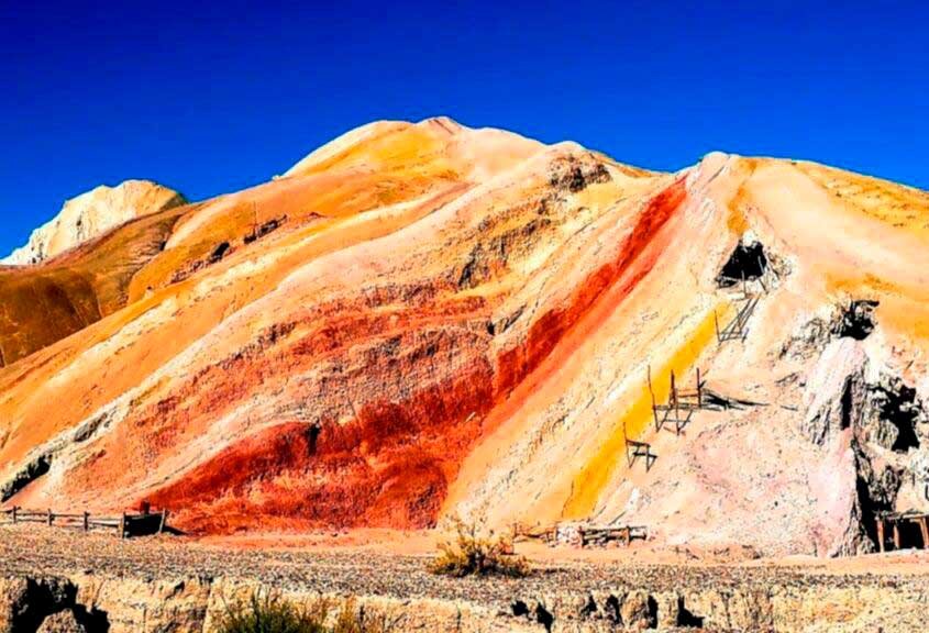 cerro siete colores barreal Argentina