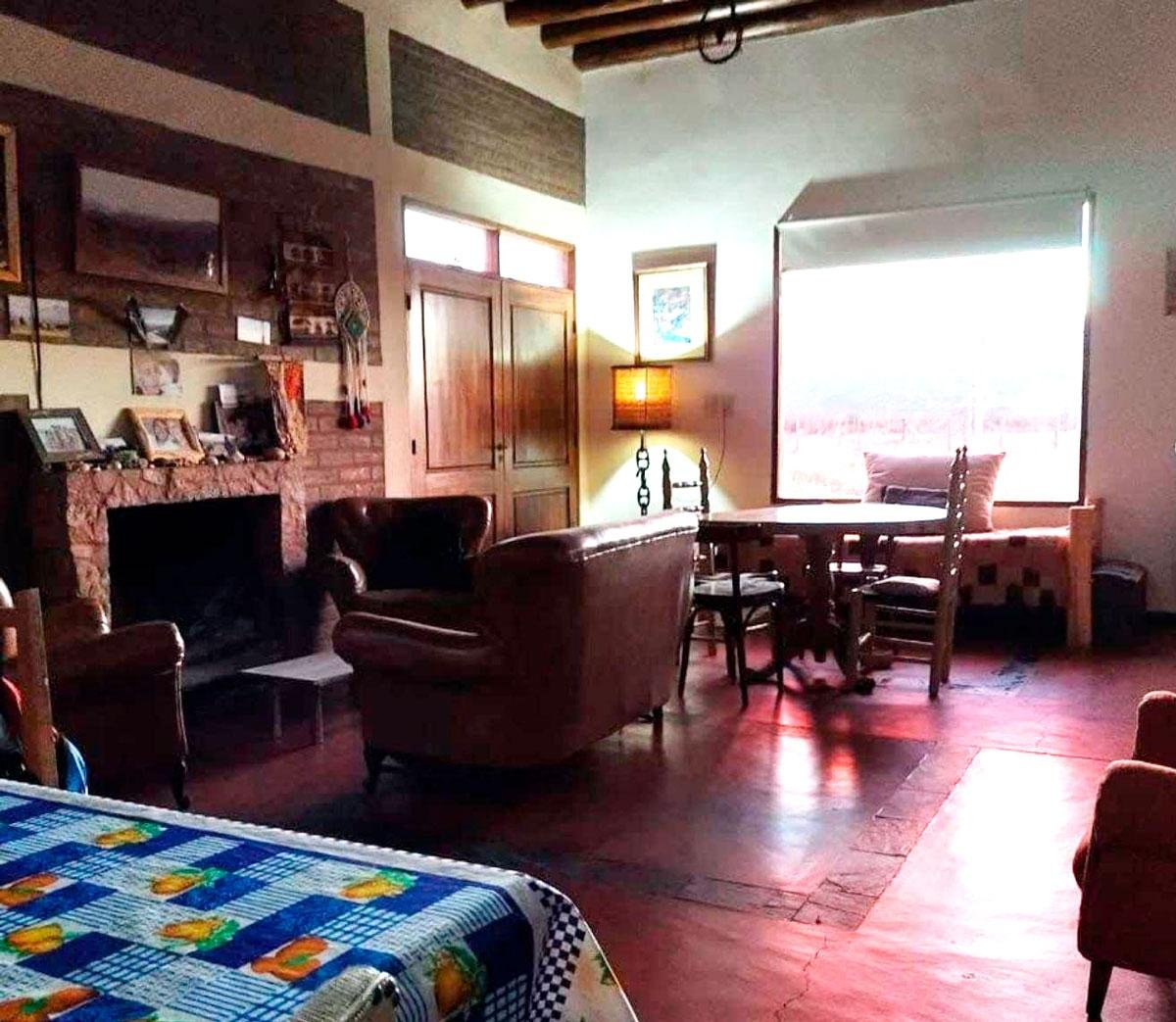 hotel pichireguas barreal turismo argentina